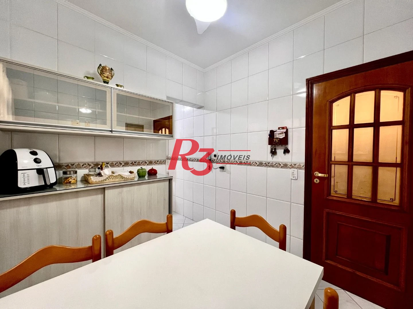 Casa com 3 dormitórios à venda, 182 m² por R$ 1.700.000,00 - Embaré - Santos/SP