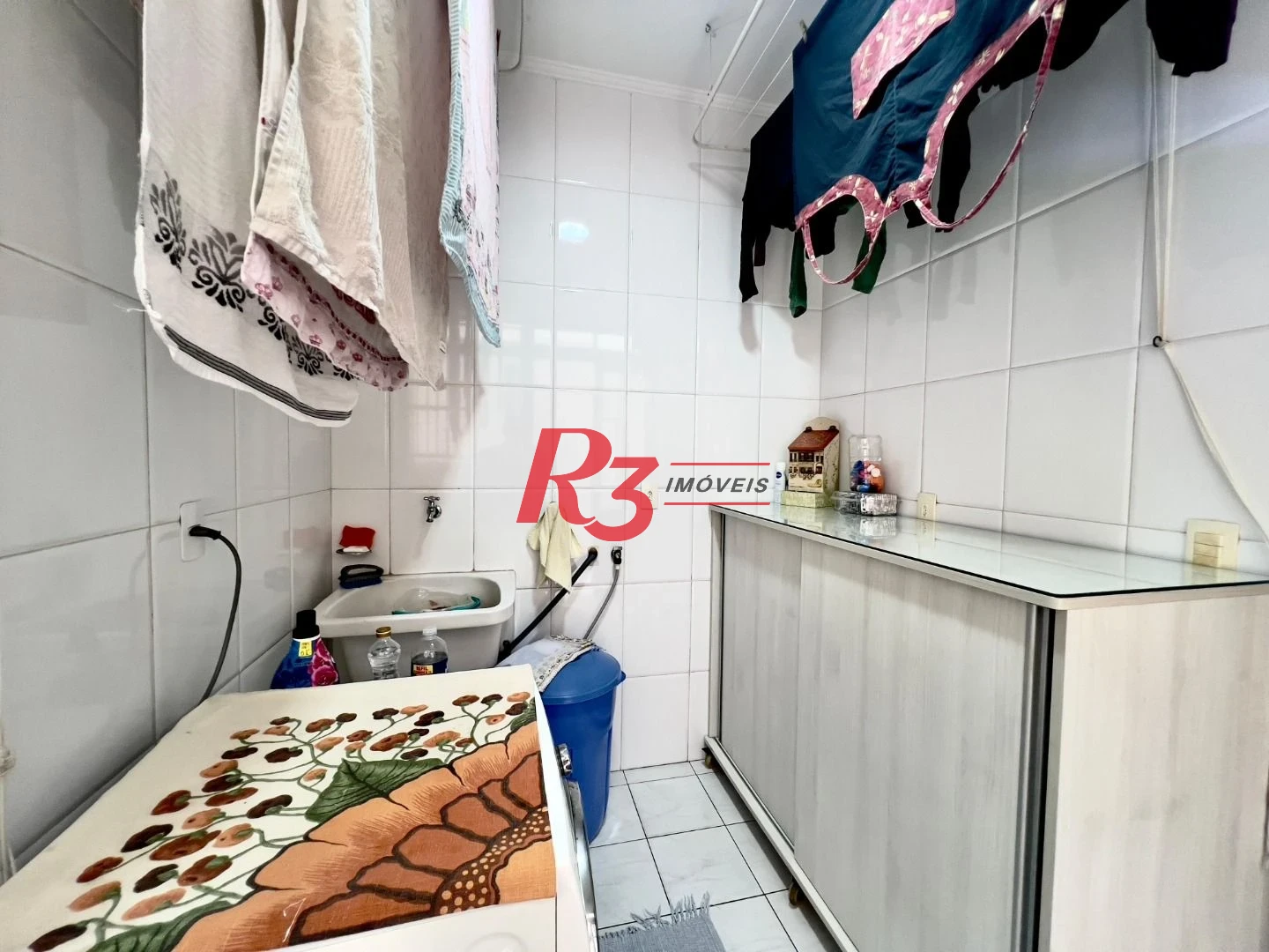 Casa com 3 dormitórios à venda, 182 m² por R$ 1.700.000,00 - Embaré - Santos/SP