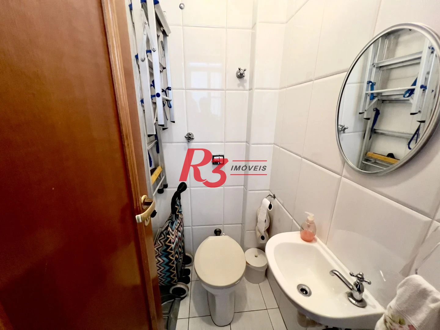 Casa com 3 dormitórios à venda, 182 m² por R$ 1.700.000,00 - Embaré - Santos/SP