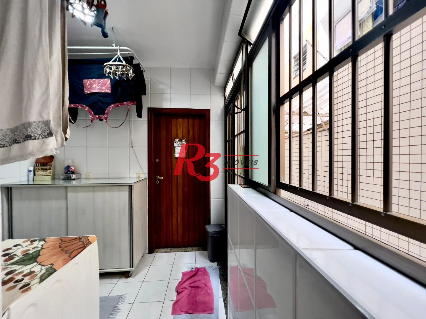 Casa com 3 dormitórios à venda, 182 m² por R$ 1.700.000,00 - Embaré - Santos/SP