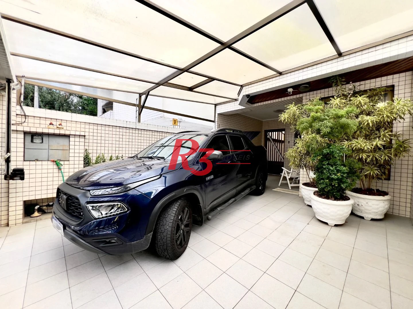 Casa com 3 dormitórios à venda, 182 m² por R$ 1.700.000,00 - Embaré - Santos/SP