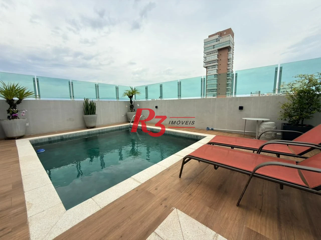 Cobertura com 4 dormitórios à venda, 242 m² por R$ 5.500.000,00 - Gonzaga - Santos/SP