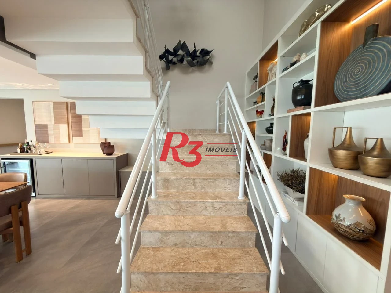 Cobertura com 4 dormitórios à venda, 242 m² por R$ 5.500.000,00 - Gonzaga - Santos/SP