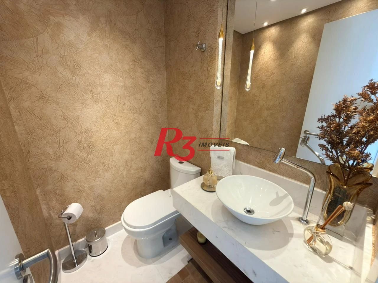 Cobertura com 4 dormitórios à venda, 242 m² por R$ 5.500.000,00 - Gonzaga - Santos/SP