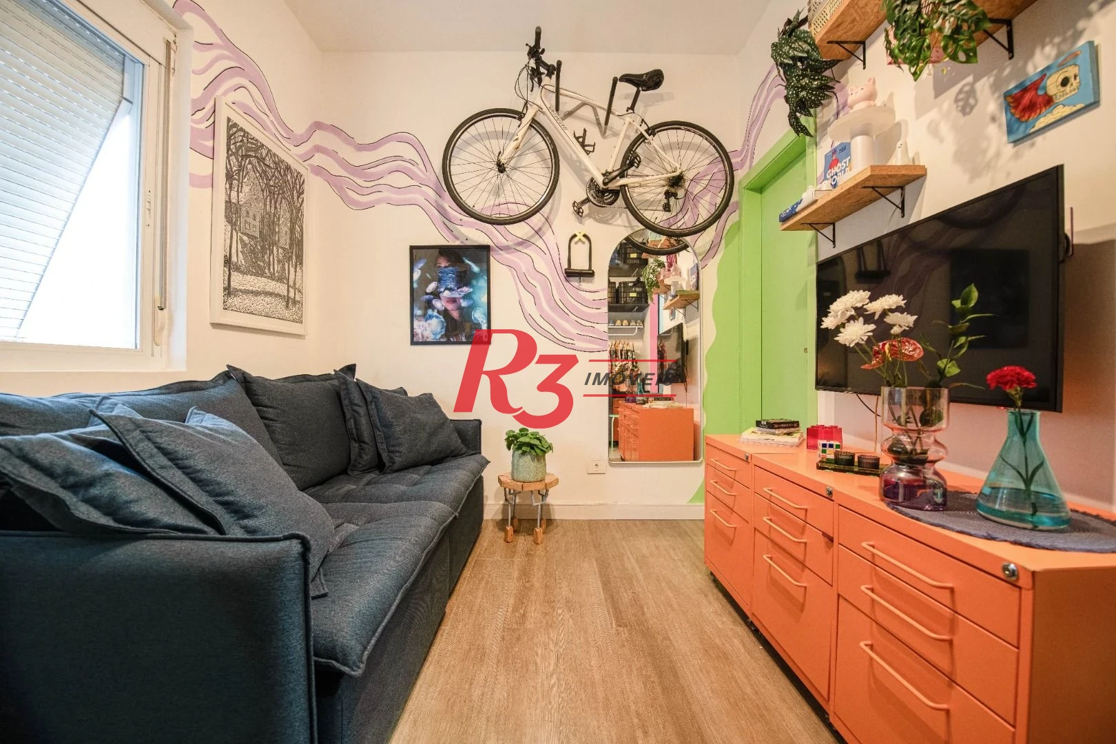 Kitnet com 1 dormitório à venda, 27 m² por R$ 295.000,00 - Embaré - Santos/SP