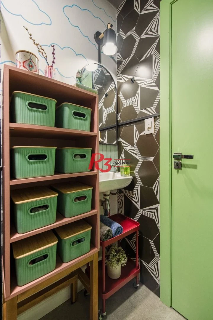 Kitnet com 1 dormitório à venda, 27 m² por R$ 295.000,00 - Embaré - Santos/SP