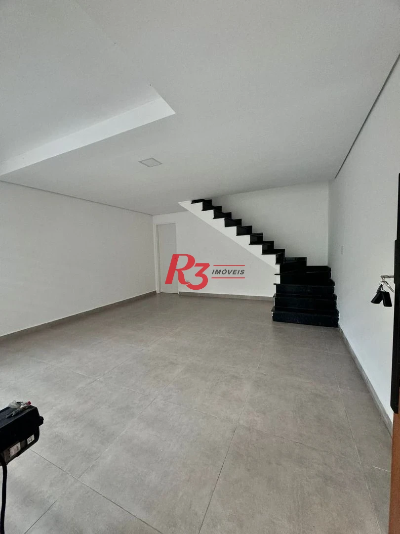 Sobrado com 3 dormitórios à venda, 140 m² por R$ 890.000,00 - Balneário Cidade Atlântica - Guarujá/SP
