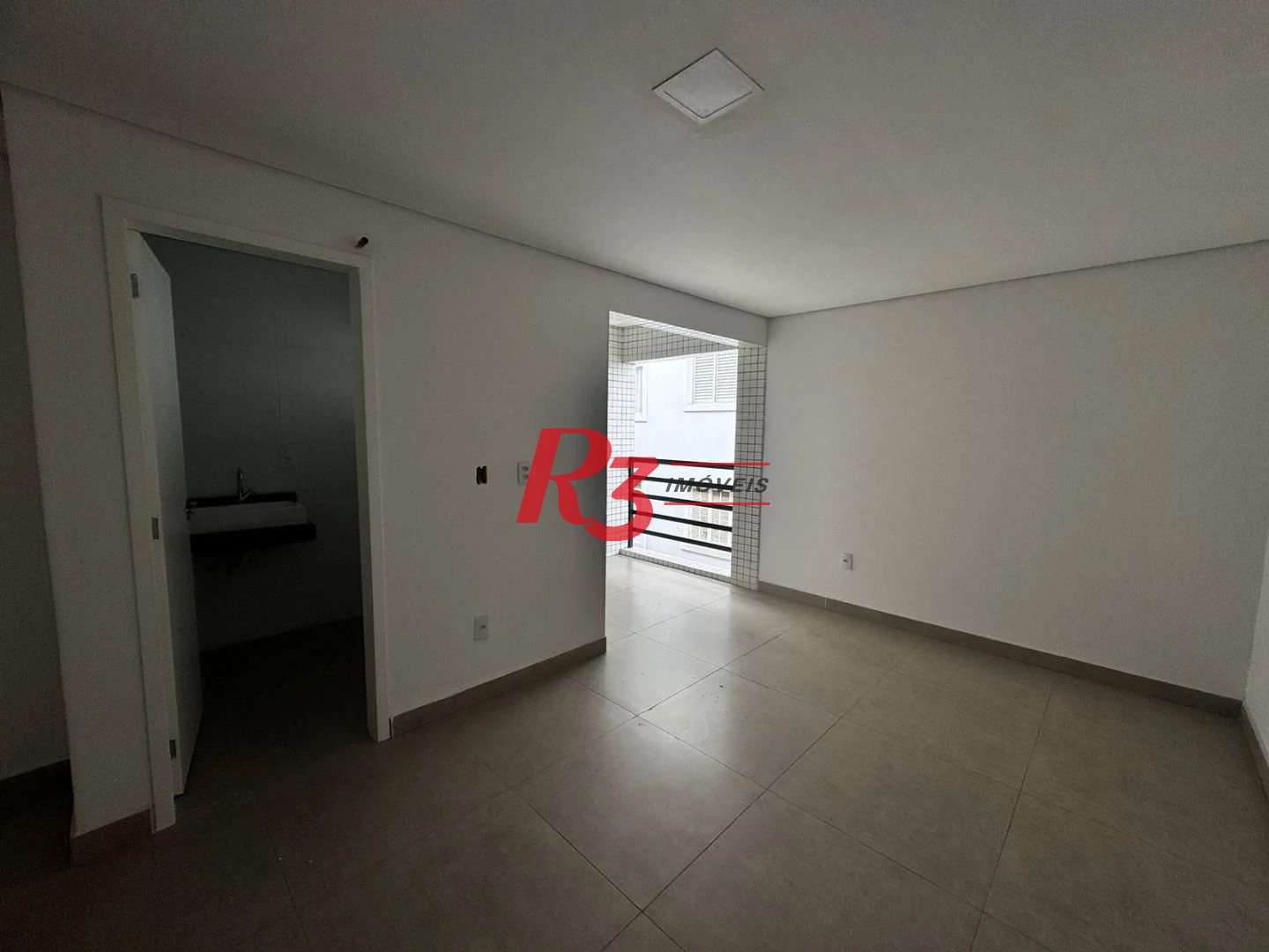 Sobrado com 3 dormitórios à venda, 140 m² por R$ 890.000,00 - Balneário Cidade Atlântica - Guarujá/SP
