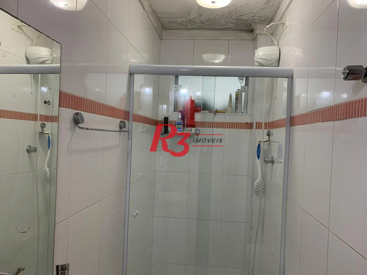 Apartamento com 2 dormitórios à venda, 80 m² por R$ 640.000,00 - Boqueirão - Santos/SP