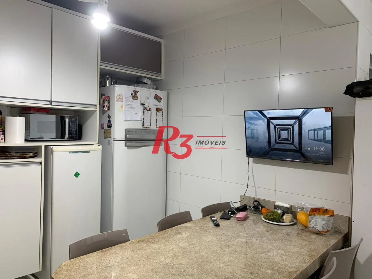 Apartamento com 2 dormitórios à venda, 80 m² por R$ 640.000,00 - Boqueirão - Santos/SP
