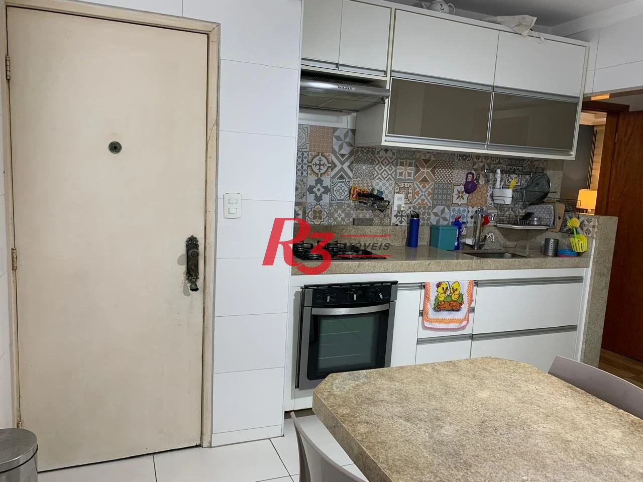 Apartamento com 2 dormitórios à venda, 80 m² por R$ 640.000,00 - Boqueirão - Santos/SP