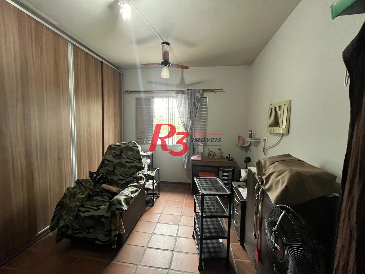Sobrado com 3 dormitórios à venda, 115 m² por R$ 600.000,00 - Ponta da Praia - Santos/SP