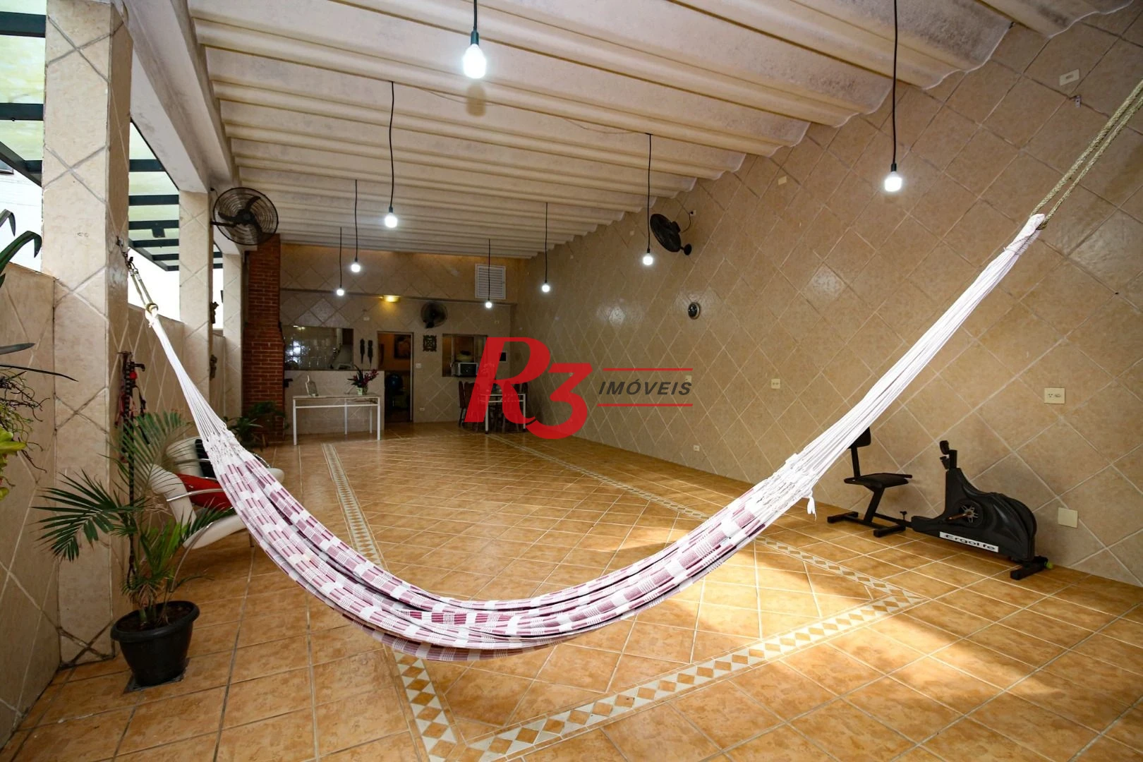 Casa com 3 dormitórios à venda, 350 m² por R$ 1.580.000,00 - Vila Belmiro - Santos/SP