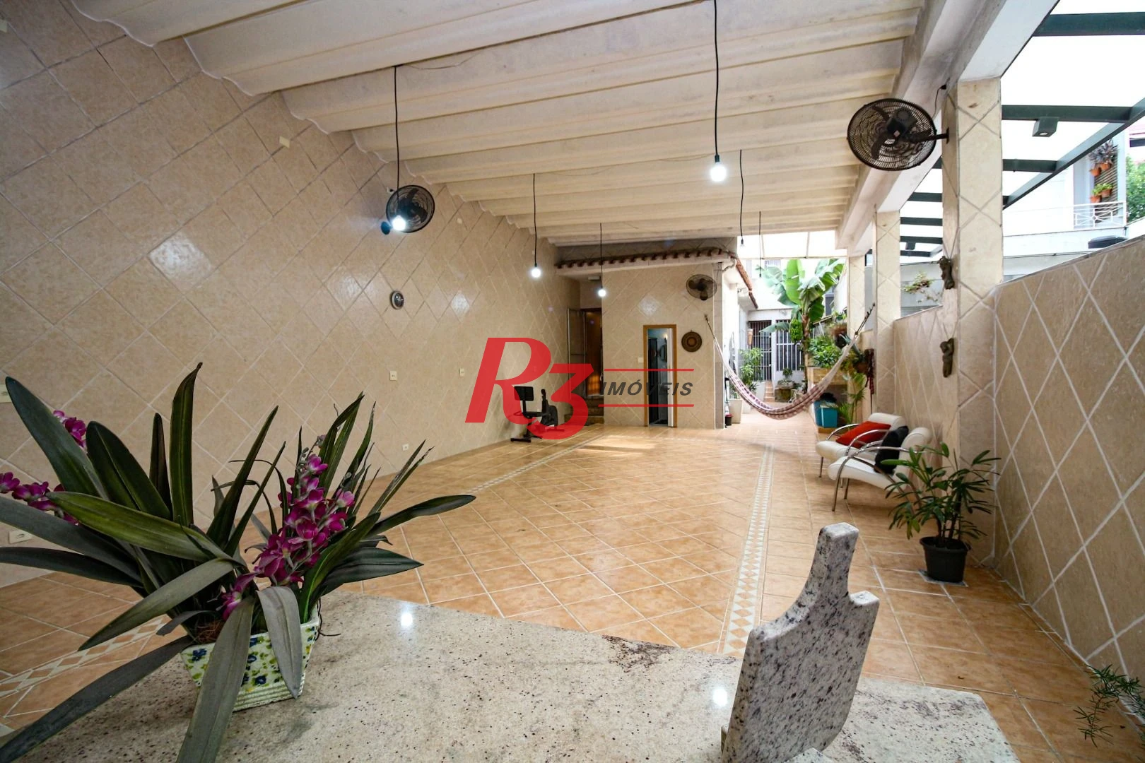 Casa com 3 dormitórios à venda, 350 m² por R$ 1.580.000,00 - Vila Belmiro - Santos/SP
