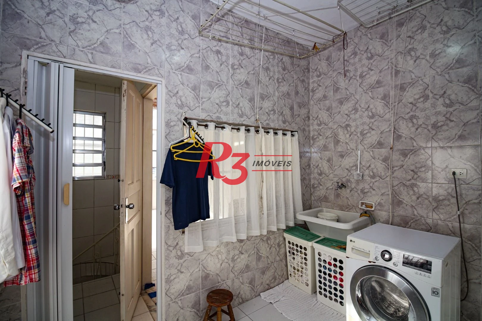 Casa com 3 dormitórios à venda, 350 m² por R$ 1.580.000,00 - Vila Belmiro - Santos/SP