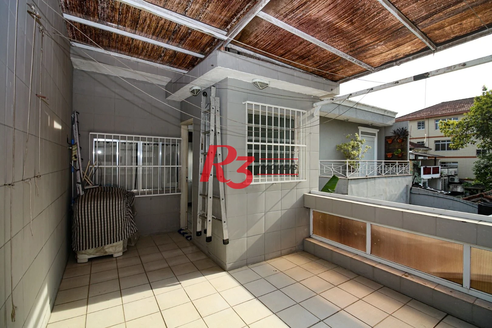 Casa com 3 dormitórios à venda, 350 m² por R$ 1.580.000,00 - Vila Belmiro - Santos/SP