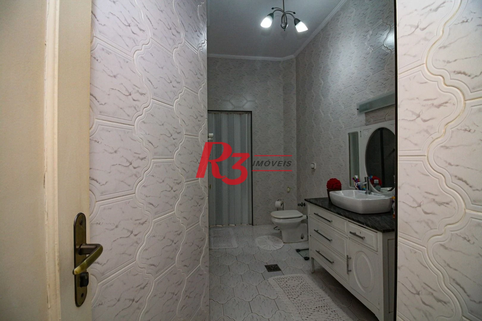 Casa com 3 dormitórios à venda, 350 m² por R$ 1.580.000,00 - Vila Belmiro - Santos/SP