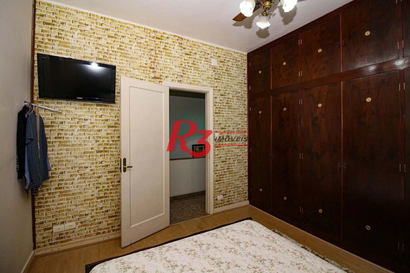 Casa com 3 dormitórios à venda, 350 m² por R$ 1.580.000,00 - Vila Belmiro - Santos/SP