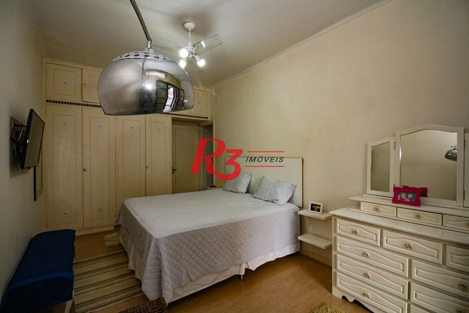 Casa com 3 dormitórios à venda, 350 m² por R$ 1.580.000,00 - Vila Belmiro - Santos/SP
