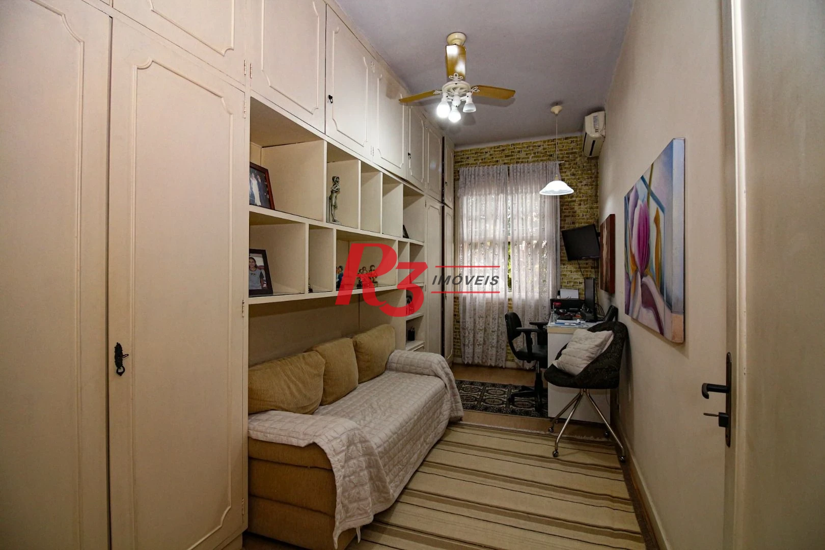 Casa com 3 dormitórios à venda, 350 m² por R$ 1.580.000,00 - Vila Belmiro - Santos/SP