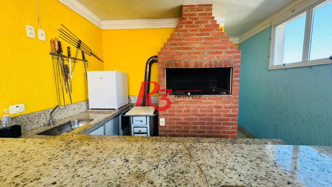 Casa com 3 dormitórios, 300 m² - venda por R$ 1.990.000,00 ou aluguel por R$ 10.200,01/mês - Embaré - Santos/SP
