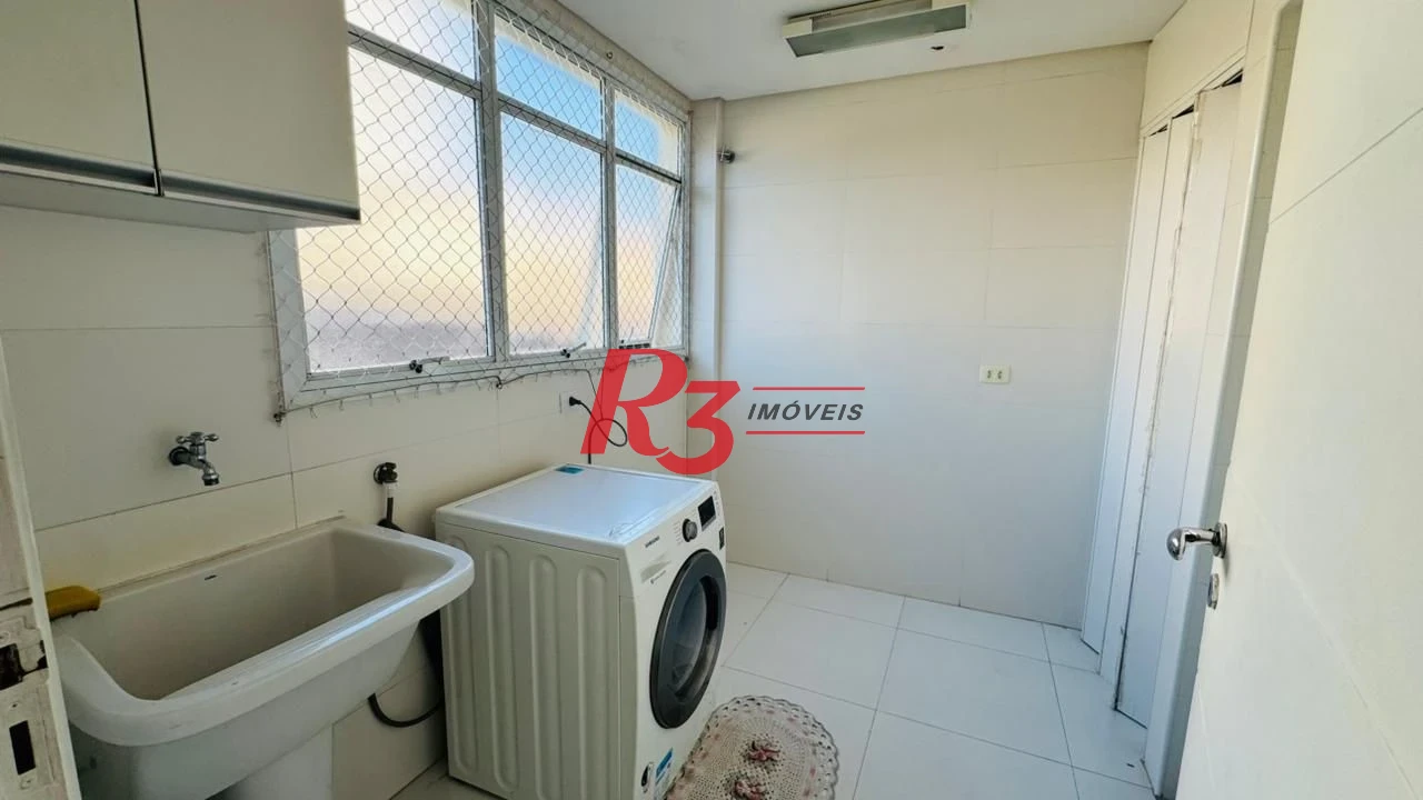 Casa com 3 dormitórios, 300 m² - venda por R$ 1.990.000,00 ou aluguel por R$ 10.200,01/mês - Embaré - Santos/SP