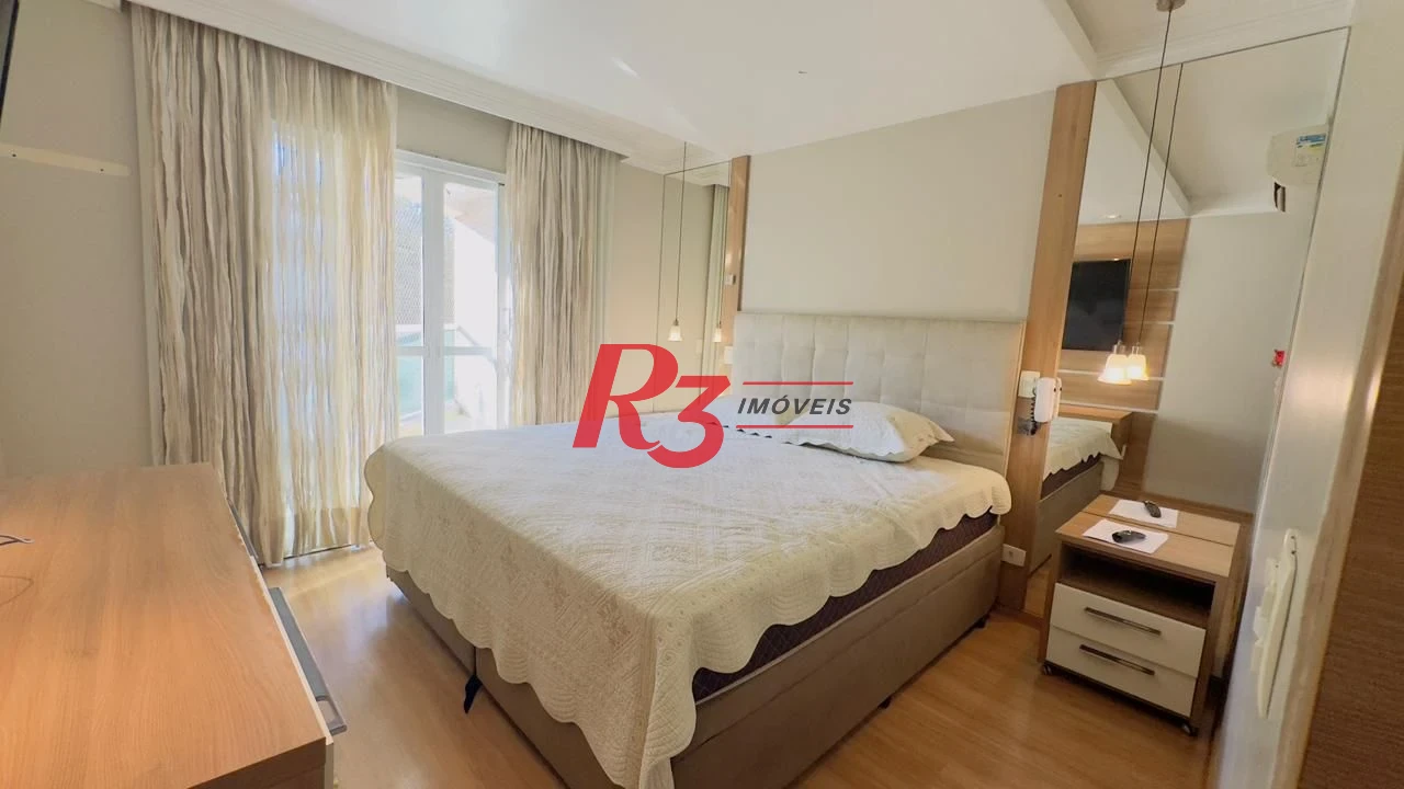 Casa com 3 dormitórios, 300 m² - venda por R$ 1.990.000,00 ou aluguel por R$ 10.200,01/mês - Embaré - Santos/SP
