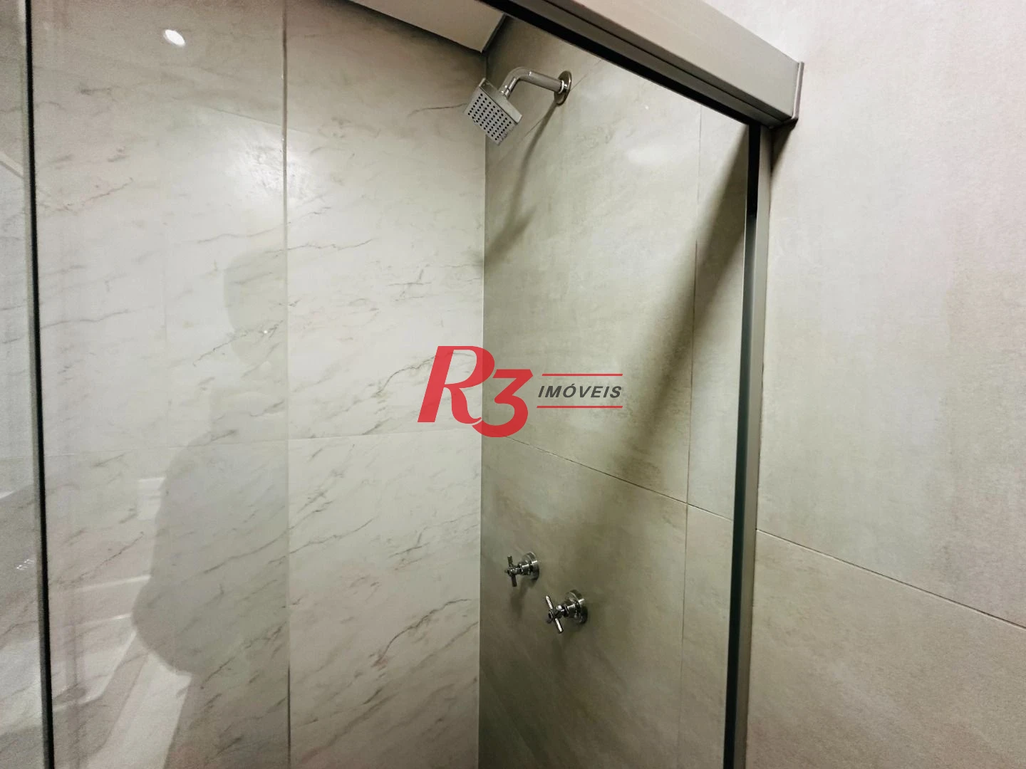 Apartamento com 2 dormitórios à venda, 65 m² por R$ 1.070.000,00 - Ponta da Praia - Santos/SP