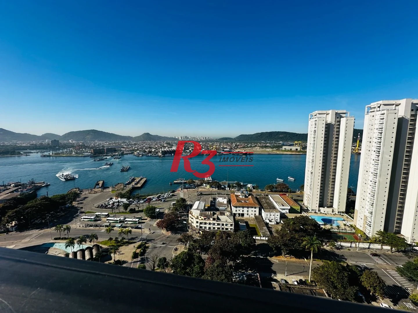 Apartamento com 2 dormitórios à venda, 65 m² por R$ 1.070.000,00 - Ponta da Praia - Santos/SP