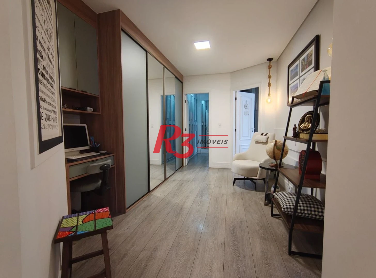Apartamento com 3 dormitórios à venda, 170 m² por R$ 2.350.000,00 - Gonzaga - Santos/SP