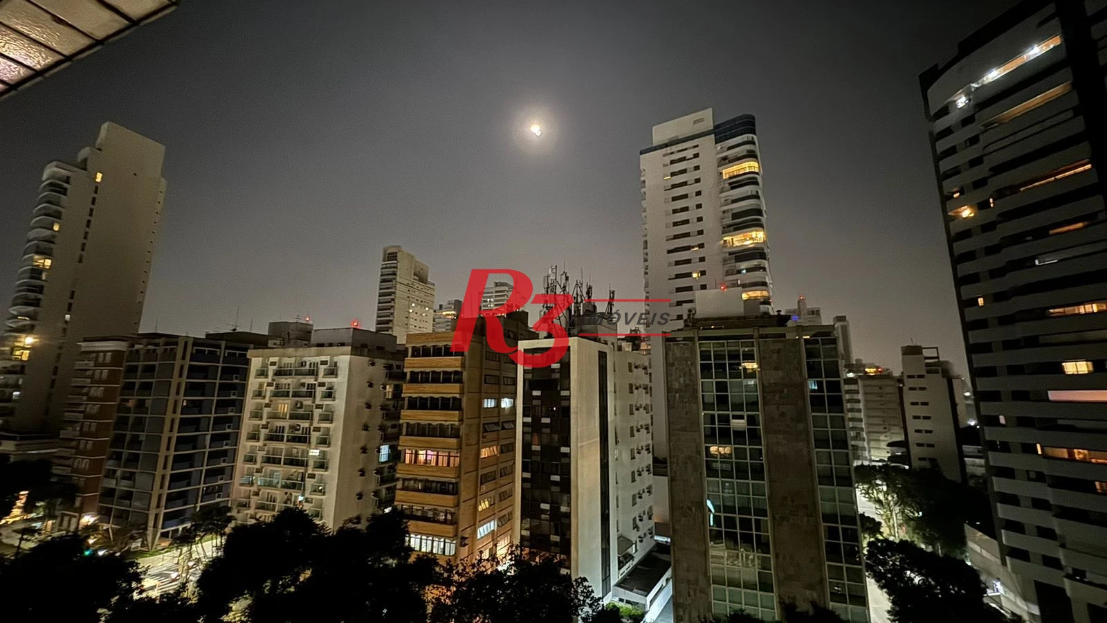 Apartamento com 3 dormitórios à venda, 170 m² por R$ 2.350.000,00 - Gonzaga - Santos/SP