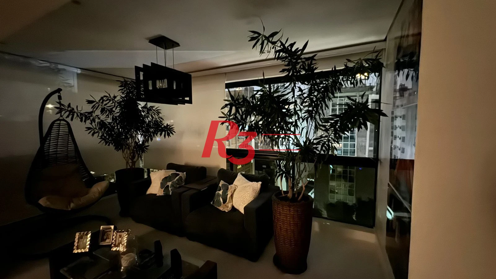 Apartamento com 3 dormitórios à venda, 170 m² por R$ 2.350.000,00 - Gonzaga - Santos/SP