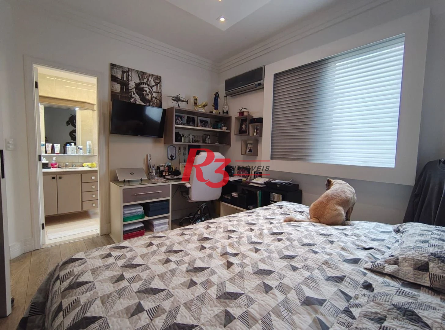 Apartamento com 3 dormitórios à venda, 170 m² por R$ 2.350.000,00 - Gonzaga - Santos/SP