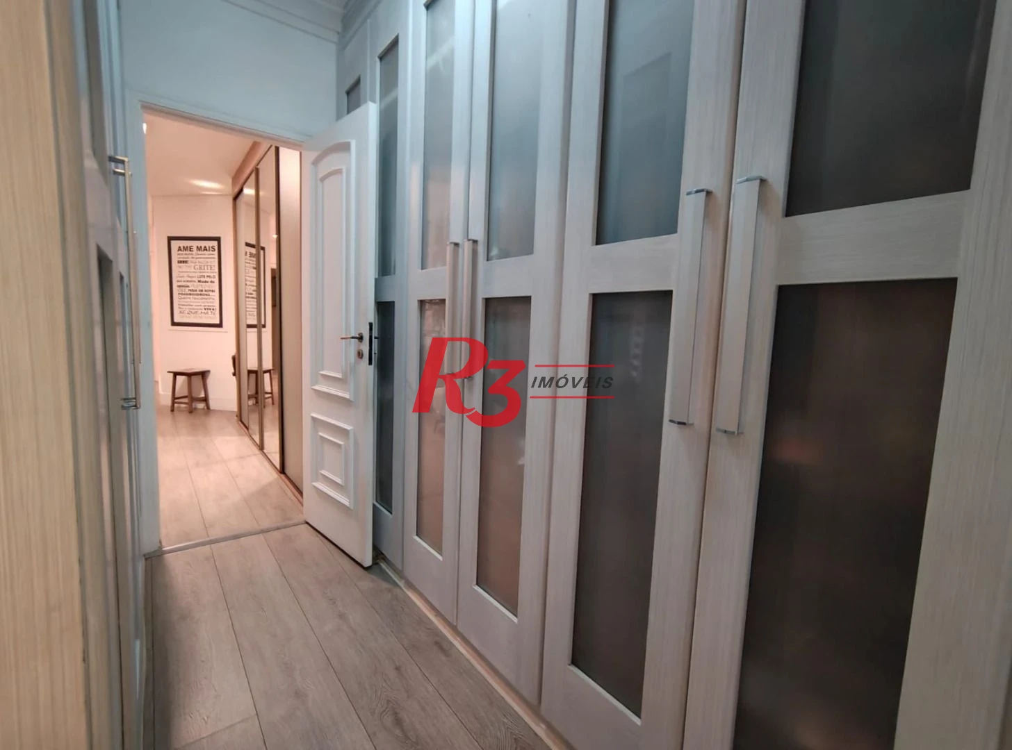 Apartamento com 3 dormitórios à venda, 170 m² por R$ 2.350.000,00 - Gonzaga - Santos/SP