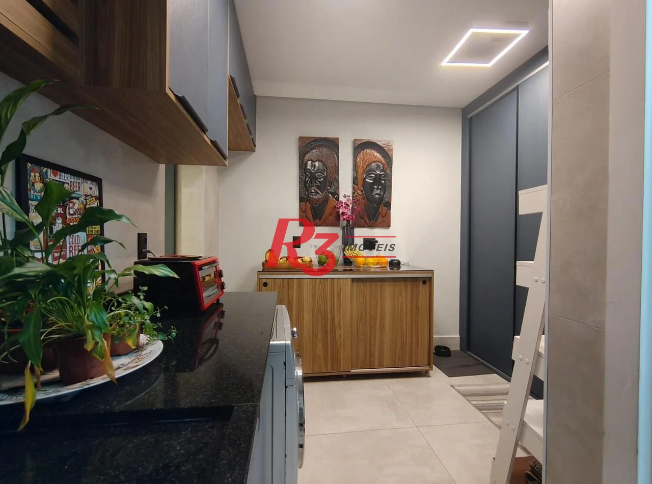 Apartamento com 3 dormitórios à venda, 170 m² por R$ 2.350.000,00 - Gonzaga - Santos/SP
