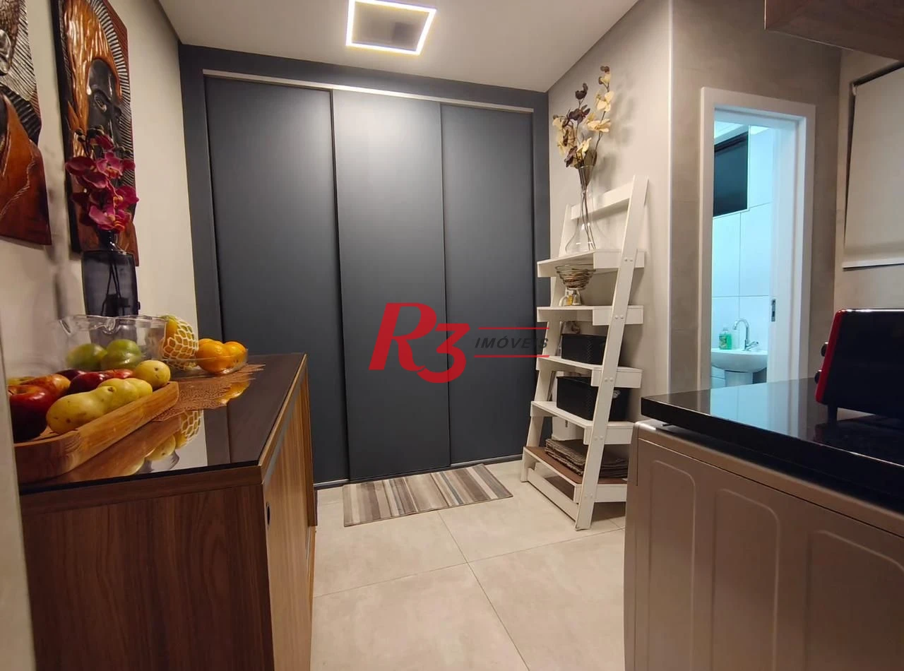 Apartamento com 3 dormitórios à venda, 170 m² por R$ 2.350.000,00 - Gonzaga - Santos/SP