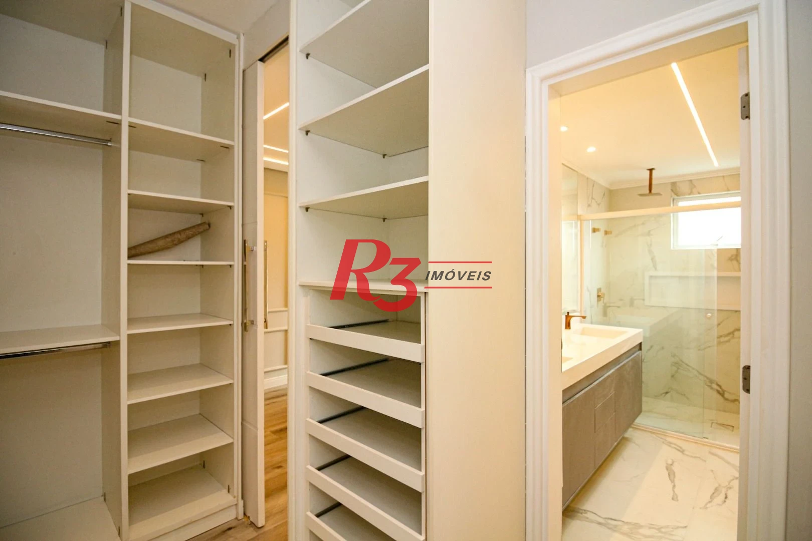 Apartamento à venda, 232 m² por R$ 4.250.000,00 - Embaré - Santos/SP