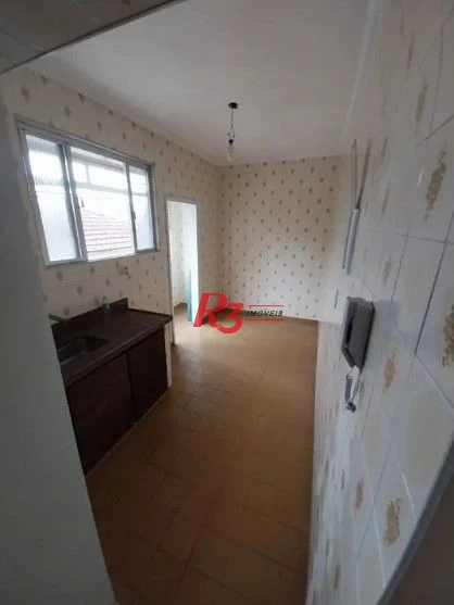 Apartamento com 2 dormitórios à venda, 74 m² por R$ 395.000,00 - Gonzaga - Santos/SP