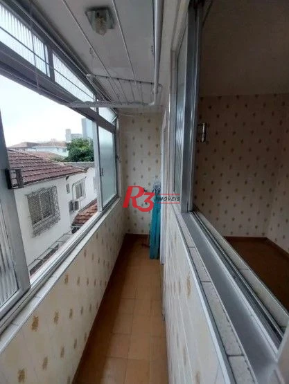 Apartamento com 2 dormitórios à venda, 74 m² por R$ 395.000,00 - Gonzaga - Santos/SP