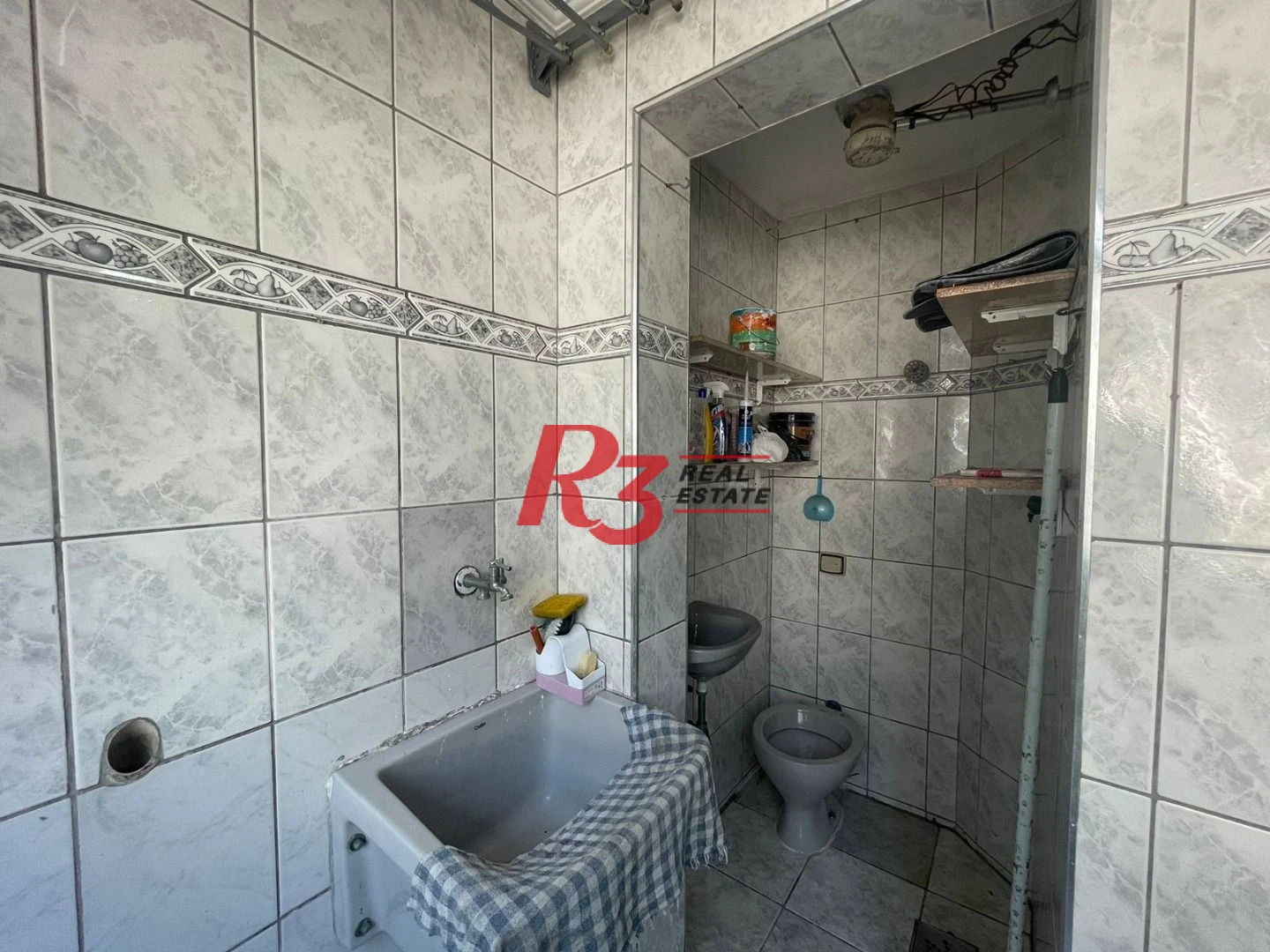 Apartamento com 3 dormitórios à venda, 115 m² por R$ 690.000,00 - Boqueirão - Santos/SP