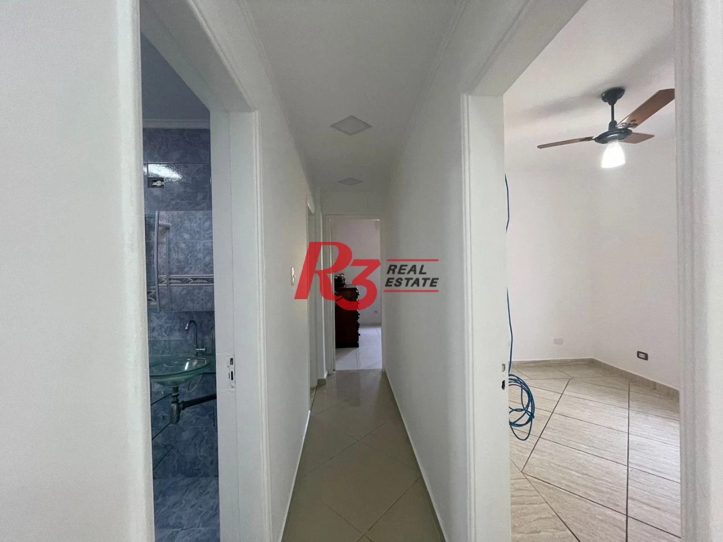 Apartamento com 3 dormitórios à venda, 115 m² por R$ 690.000,00 - Boqueirão - Santos/SP