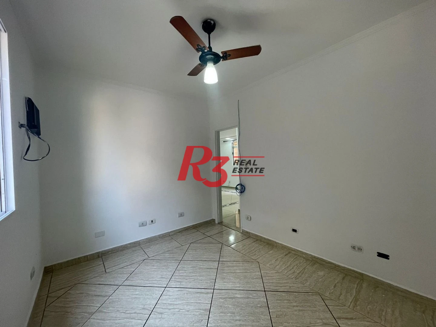 Apartamento com 3 dormitórios à venda, 115 m² por R$ 690.000,00 - Boqueirão - Santos/SP