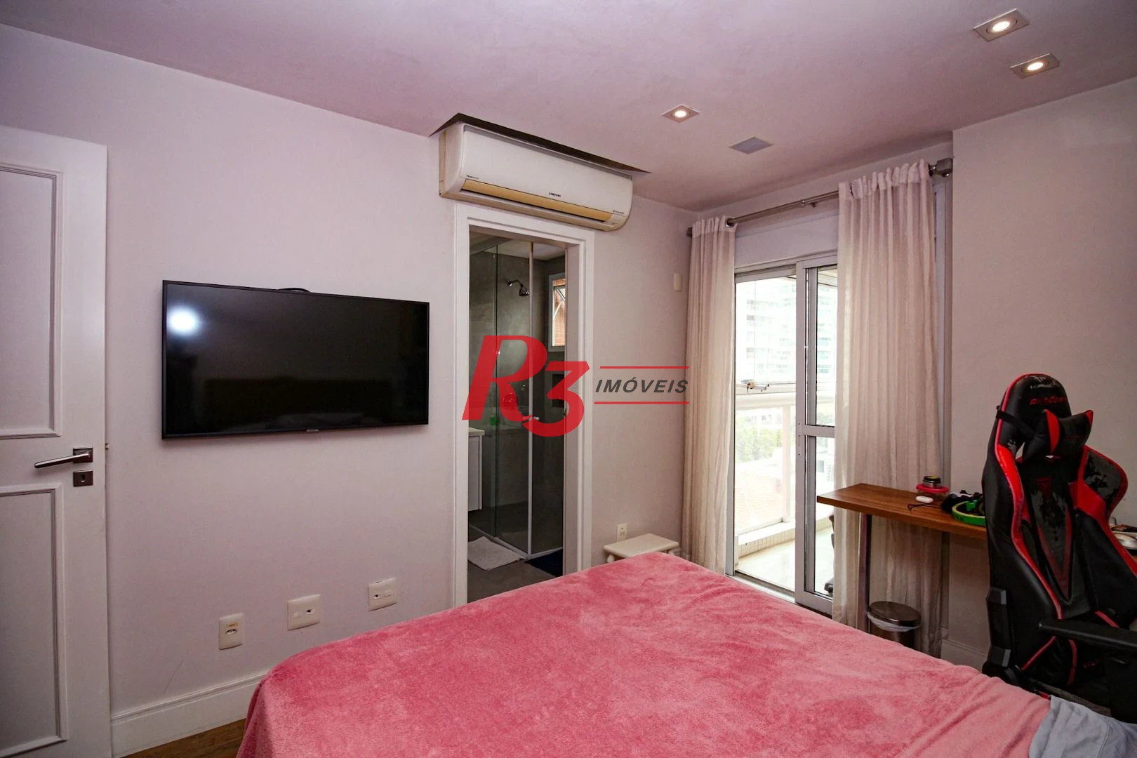 Apartamento com 4 dormitórios à venda, 228 m² por R$ 3.800.000,00 - Gonzaga - Santos/SP