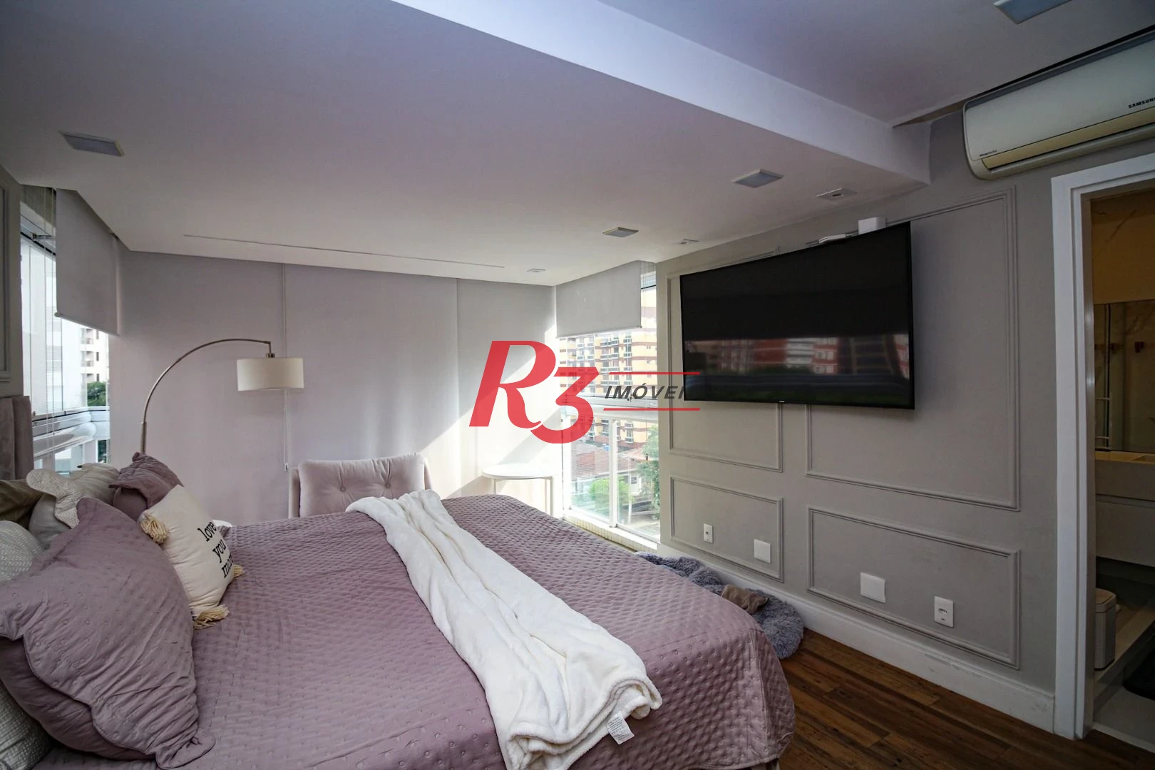 Apartamento com 4 dormitórios à venda, 228 m² por R$ 3.800.000,00 - Gonzaga - Santos/SP