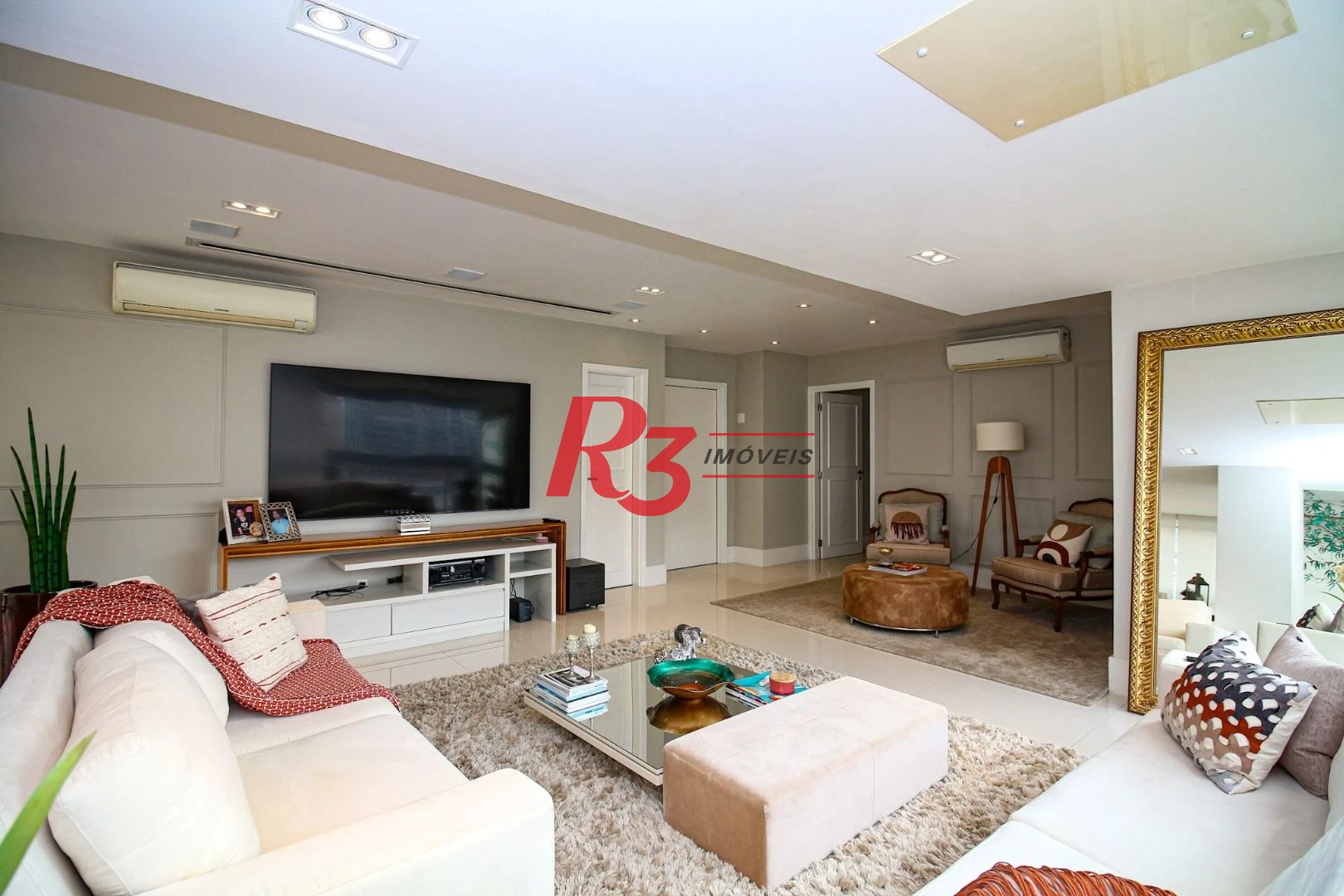 Apartamento com 4 dormitórios à venda, 228 m² por R$ 3.800.000,00 - Gonzaga - Santos/SP