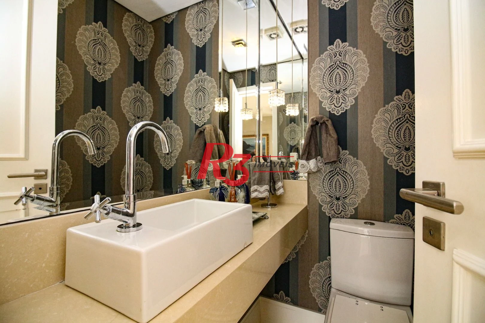 Apartamento com 4 dormitórios à venda, 228 m² por R$ 3.800.000,00 - Gonzaga - Santos/SP