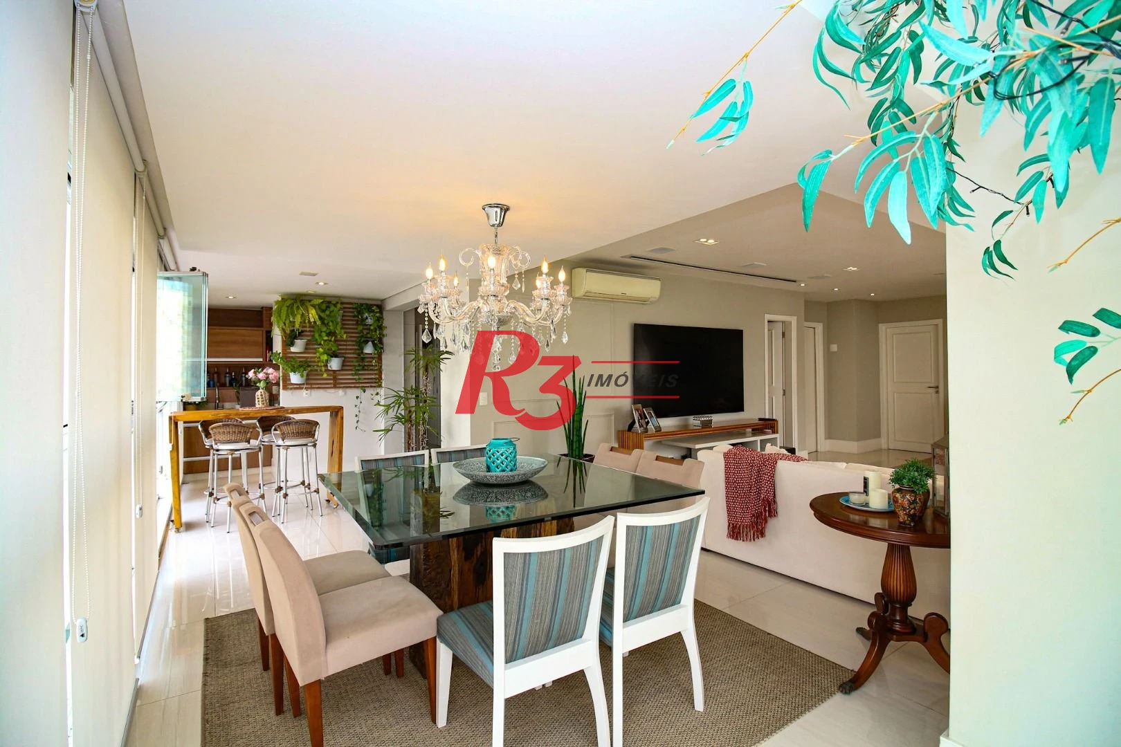 Apartamento com 4 dormitórios à venda, 228 m² por R$ 3.800.000,00 - Gonzaga - Santos/SP