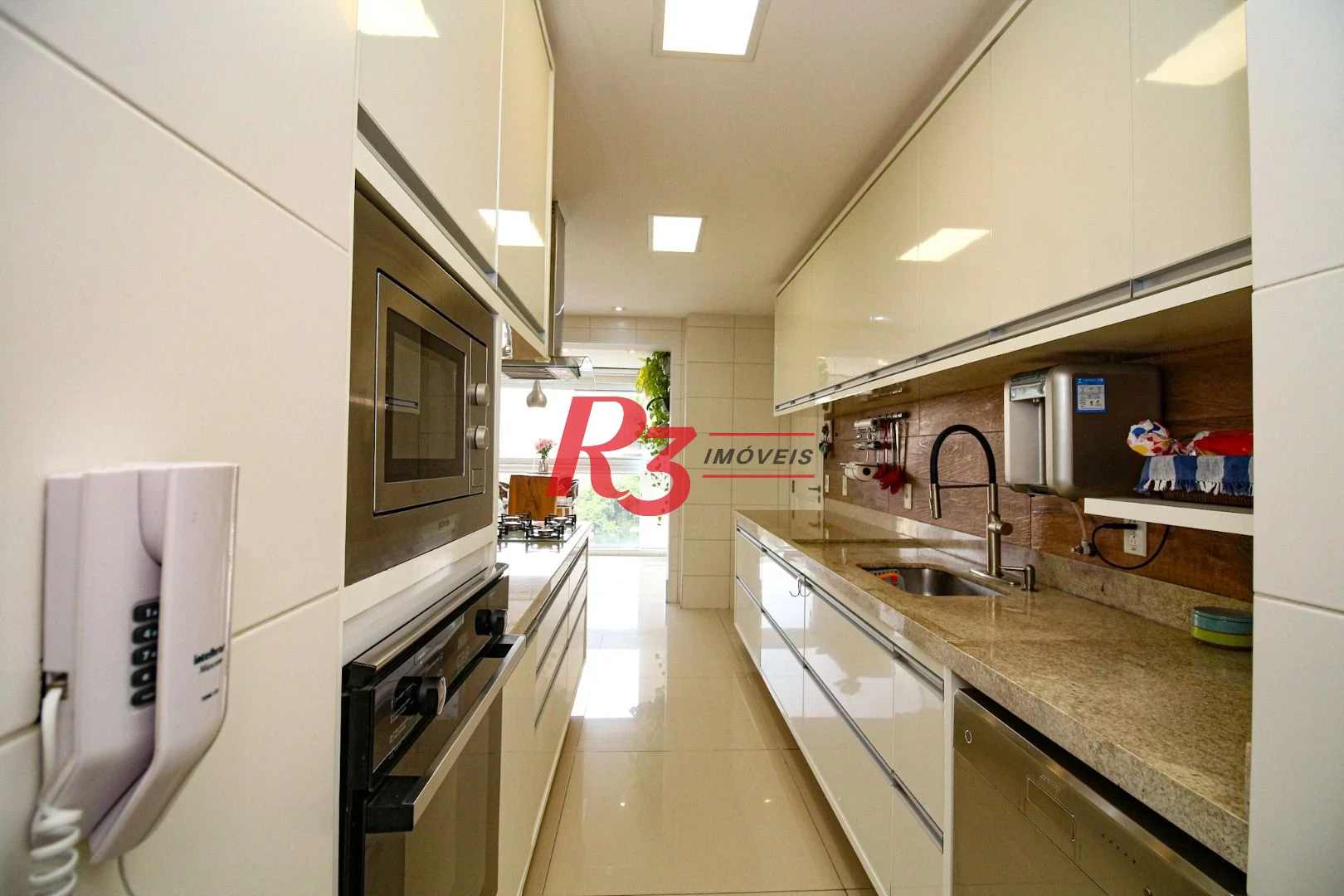 Apartamento com 4 dormitórios à venda, 228 m² por R$ 3.800.000,00 - Gonzaga - Santos/SP