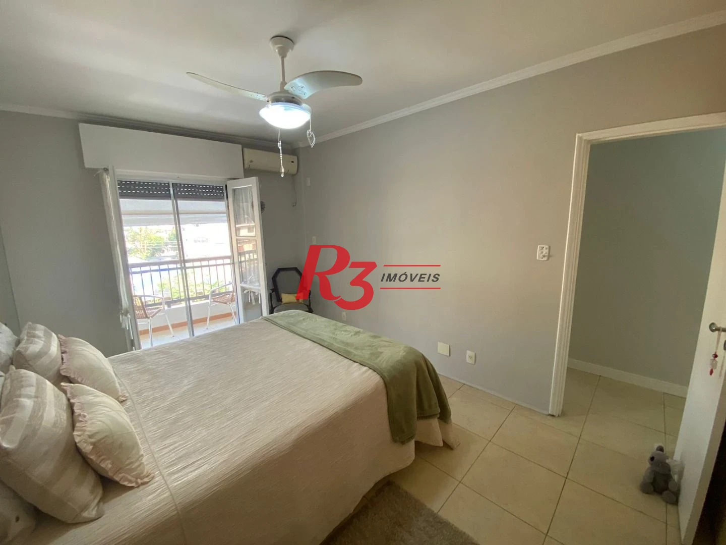 Apartamento com 3 dormitórios à venda, 163 m² por R$ 1.150.000,00 - Boqueirão - Santos/SP