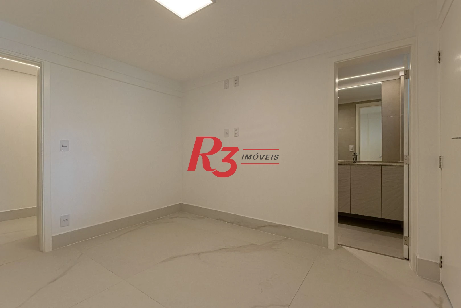 Apartamento à venda, 223 m² por R$ 2.590.000,00 - Boqueirão - Santos/SP